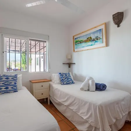 Almijan Alegria Holiday home *