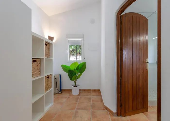 Almijan Alegria 度假居 *