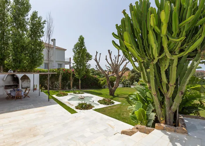 Almijan Alegria 度假居 埃斯特波纳